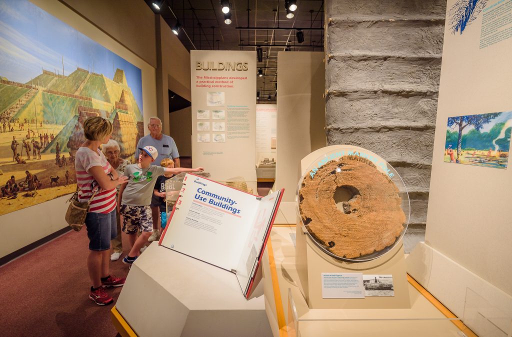 Family exploring the Cahokia Mounds Museum